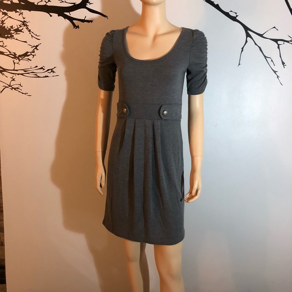 DELIRIOUS Mid-Sleeve Dress